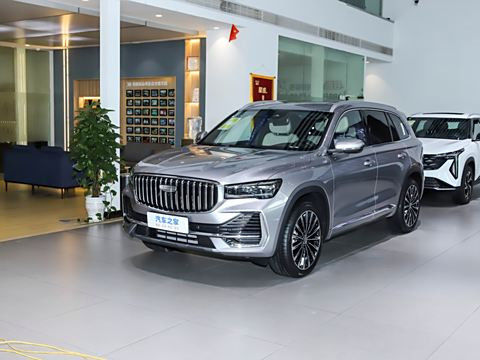 SUV de tamaño medio de gasolina o eléctrica moderna Geely Manjaro