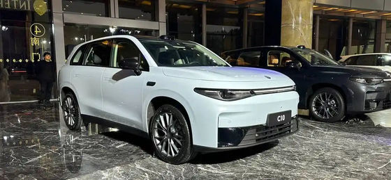 Crossover de tamaño medio Leapmotor C10 Gris 530 Edición de Confort SUV familiar eléctrico