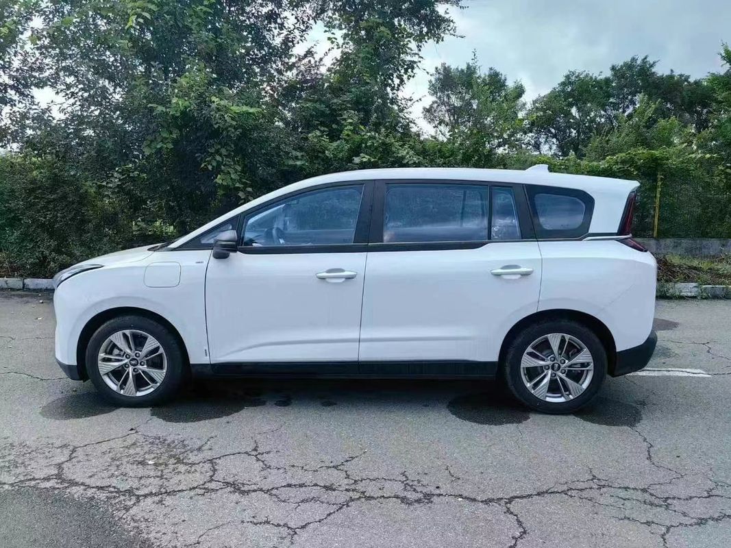 Cómodo color blanco 2023 FAW Pentium Nat Nueva energía coche eléctrico